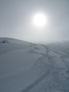 Foto Paisaje horizonte montaña nieve