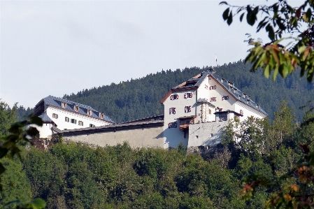 Foto Mansão
 prédio lar cadeia de montanhas
