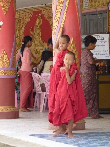 Person statue monk buddhist Photo