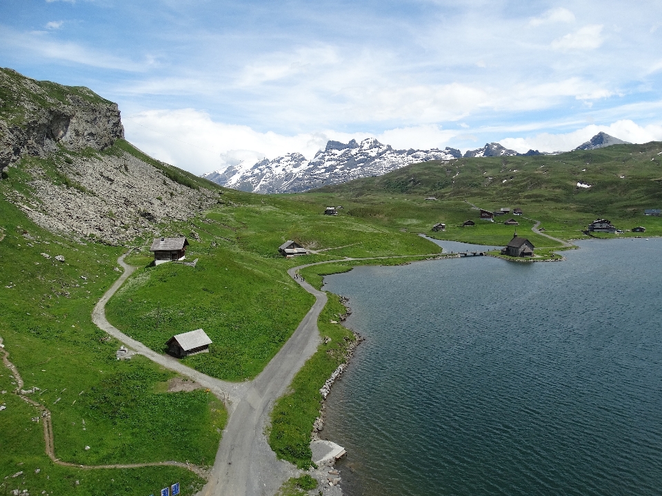 Landschaft küste berg hügel