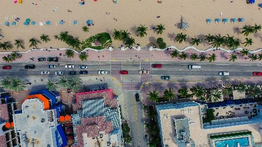 Beach road rooftop city Photo