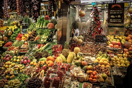 Fruit city food vendor Photo