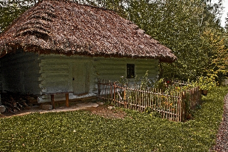 Bench farm lawn house Photo