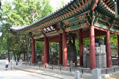 Foto Bangunan tempat beribadah
 kuil torii