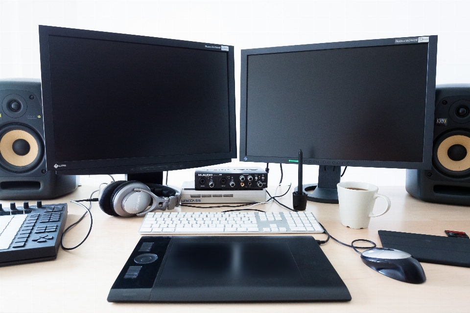 Ordinateur café clavier technologie