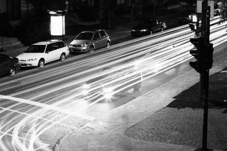 Foto Salju lampu hitam dan putih
 jalan