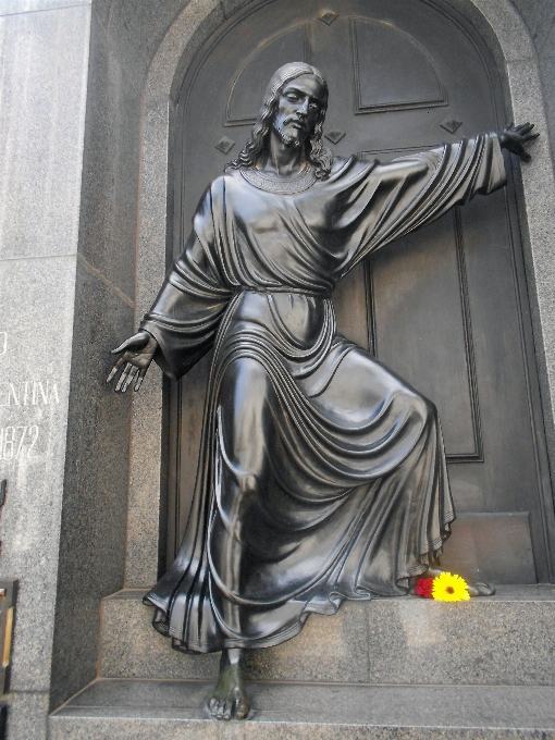 Homem monumento estátua religião