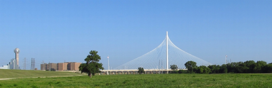 Brücke horizont wind stadt Foto