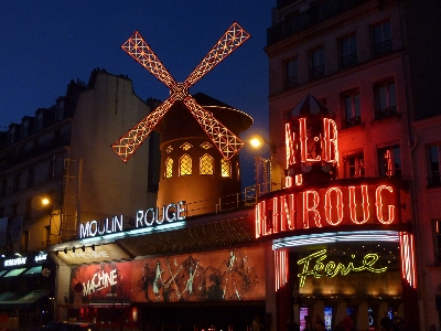 Foto Noche restaurante atmósfera parís