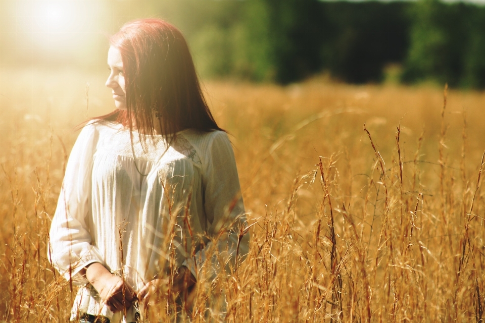 Nature herbe usine fille