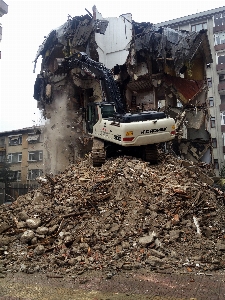 家 建物 土壌 機械 写真