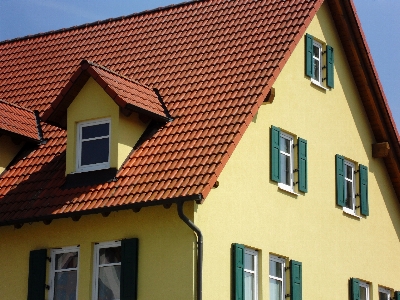 House window roof building Photo