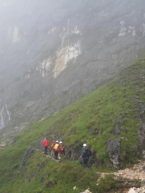 Gehen berg nebel wandern
