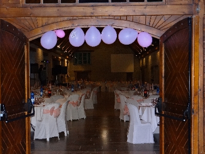 Restaurant meal wedding aisle Photo