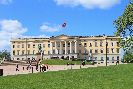 Building chateau palace facade Photo