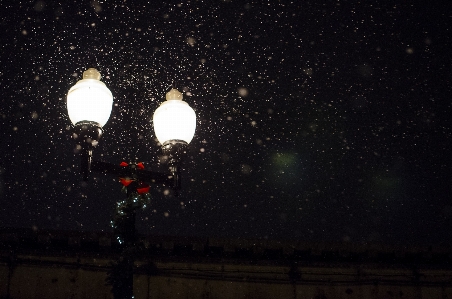 雪 寒い 冬 ライト 写真