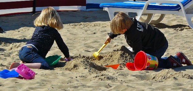 Photo Plage sable fille soleil