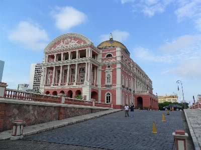 Foto Kota bangunan istana pusat kota
