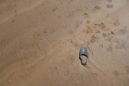 Beach sand shoe wood Photo