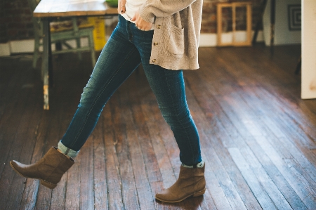 Walking shoe woman step Photo