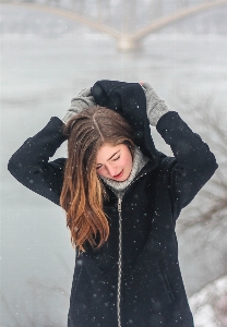 雪 寒い 冬 女の子 写真