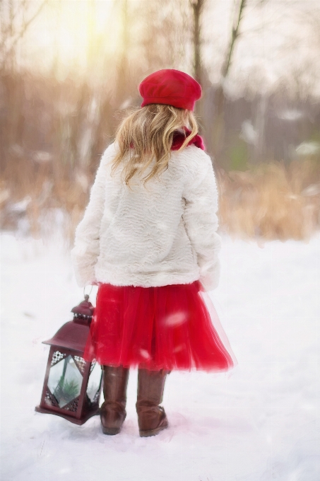 Neige froid hiver fille