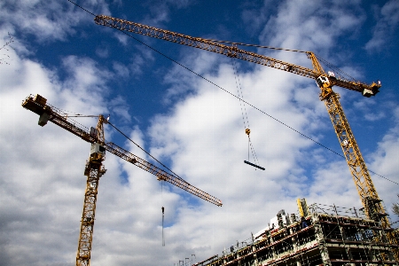 Foto Céu construção veículo mastro