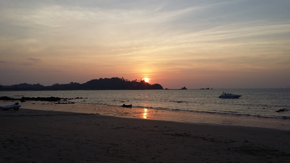 Plage paysage mer côte