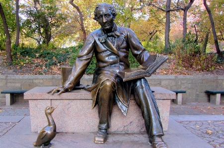 Manhattan new york city monument statue Photo