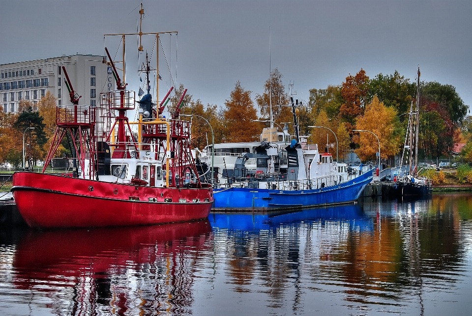 Sea boat pier ship