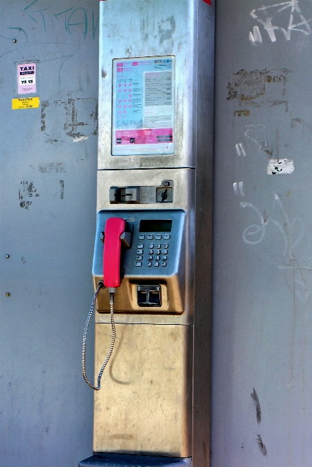 Téléphone communication machine électricité