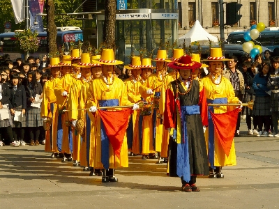 Foto Gente celebracion día festivo desfile