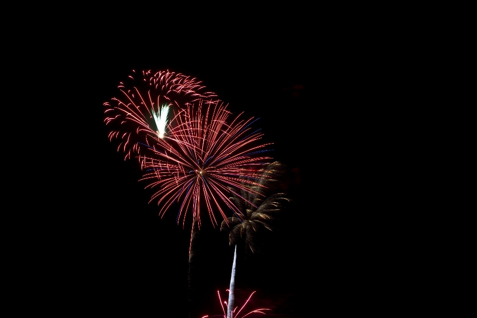 Lumière des loisirs feu d'artifice fête