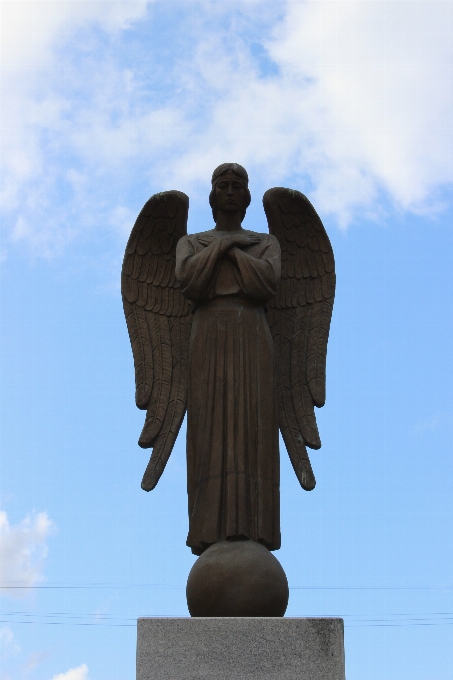 Céu monumento estátua escultura