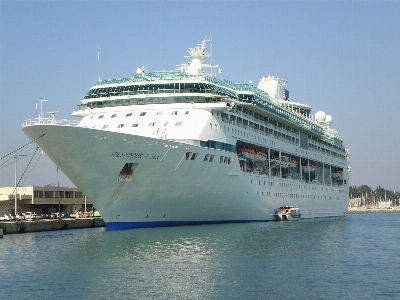 Sea ocean boat ship Photo