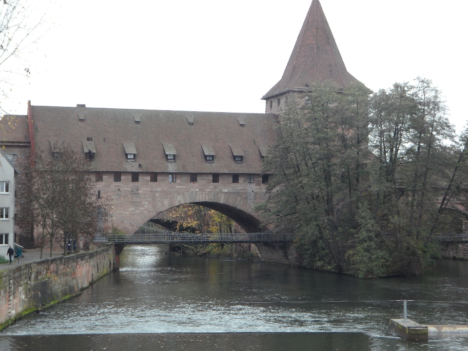 Die architektur brücke gebäude chateau
