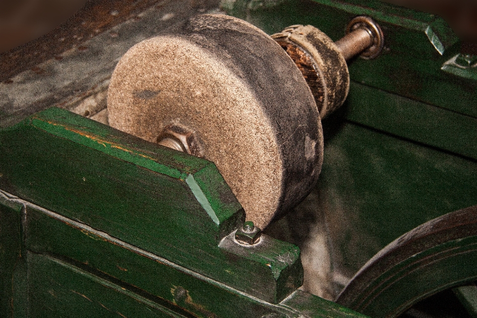 Wood wheel green machine