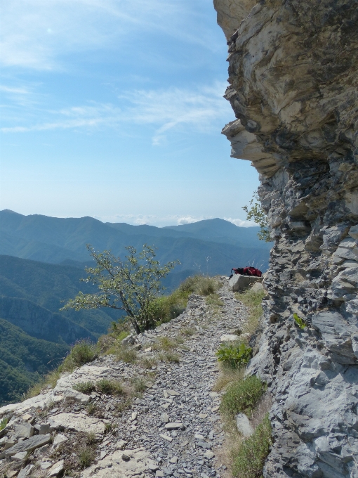 Rock natura selvaggia
 a piedi montagna