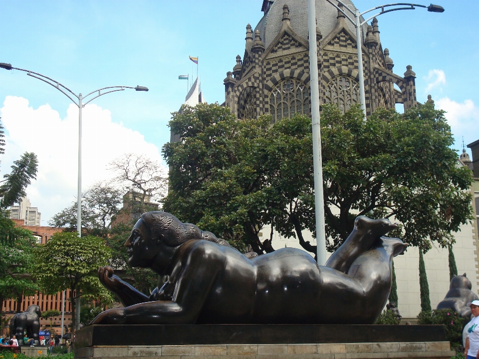 Twórczy pomnik statua plac
