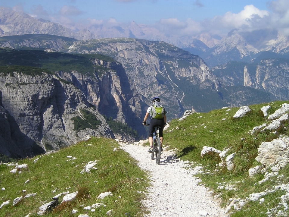 Walking mountain hiking trail