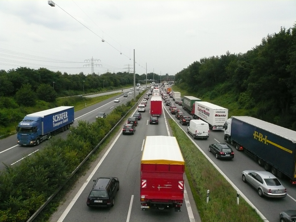 Droga ruch drogowy autostrada wiadukt
