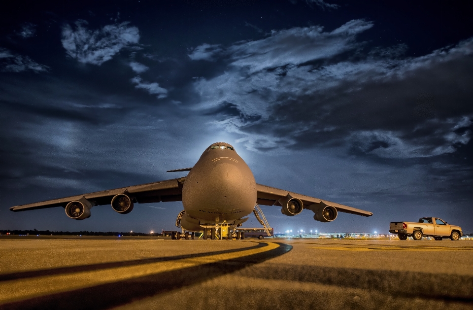 Cielo aereo veicolo atmosfera della terra
