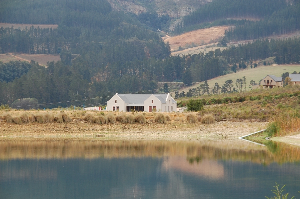 Paisagem água montanha casa