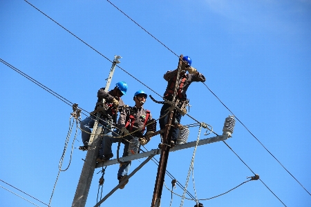 Wire construction mast electrical Photo