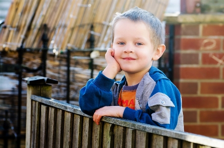 Hand man person fence Photo