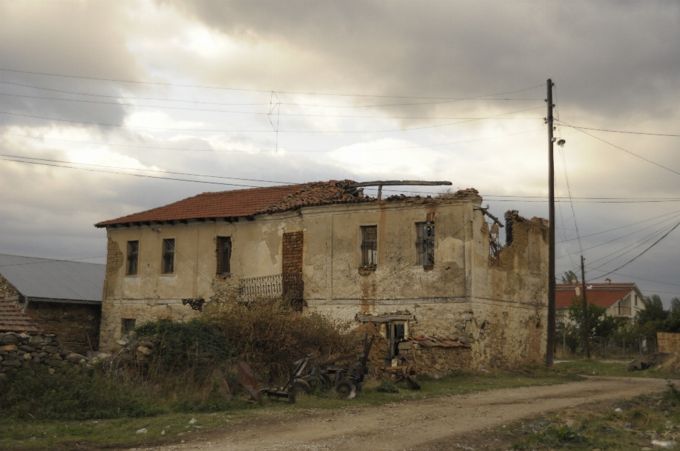 Casa cidade prédio escuro