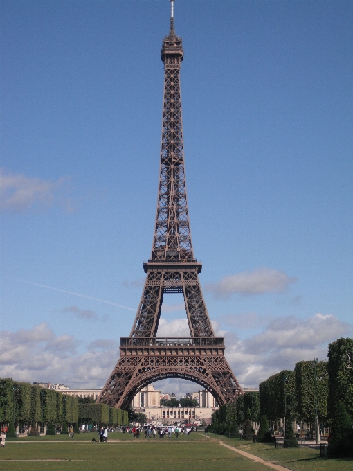 Estrutura prédio torre eiffel paris