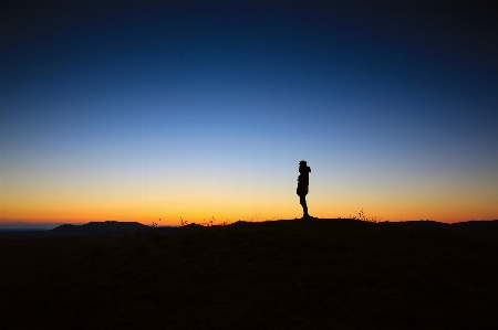 Horizon silhouette person mountain Photo