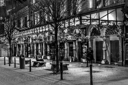 Foto Bianco e nero
 strada notte fotografia