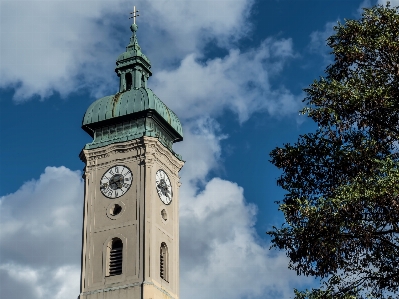 Foto Menara alun-alun
 tengara gereja